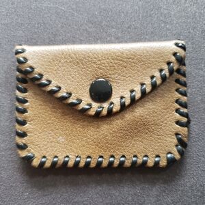 Tan Leather Vintage Change Purse Bag with Black Whipstitch